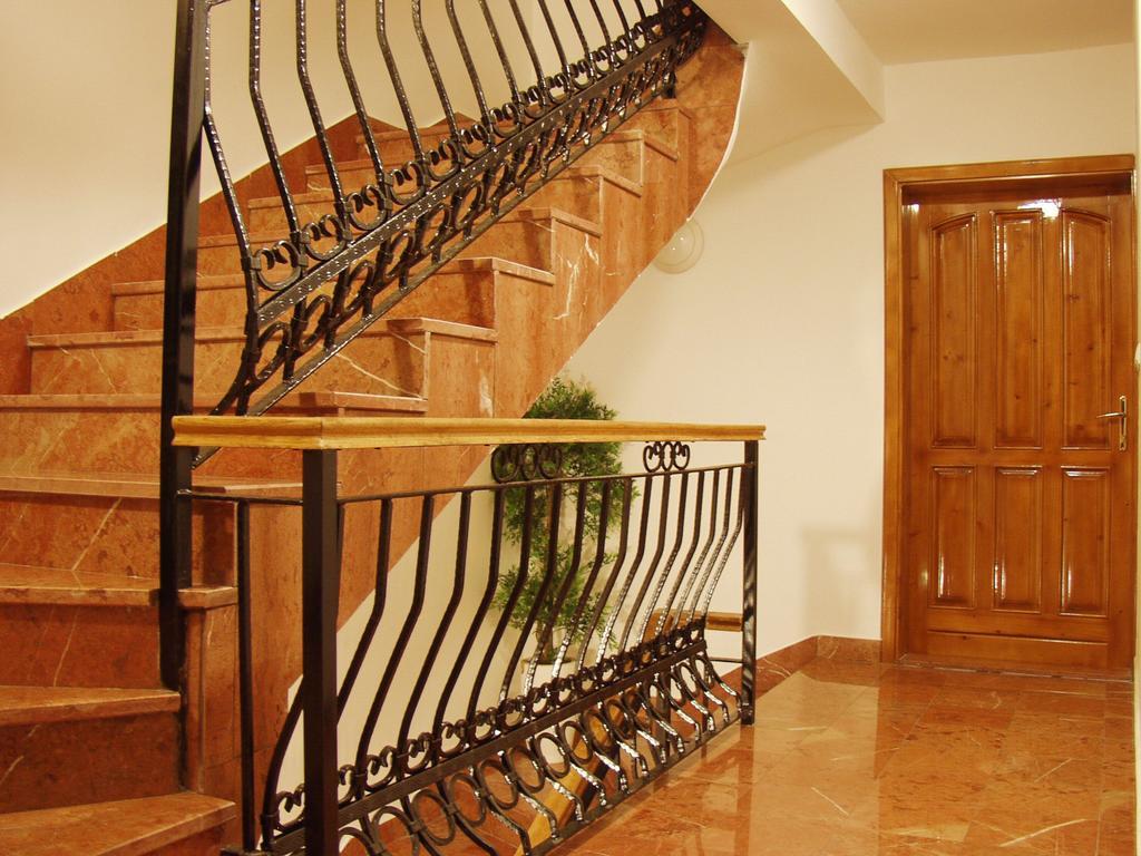 Guest House Villa Iva Будва Екстер'єр фото